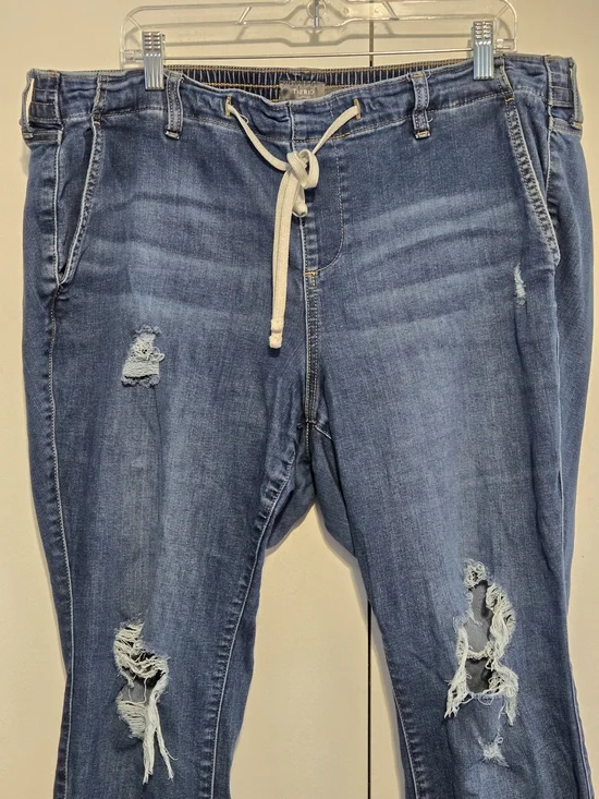 Torrid Size 2XS Distressed Drawstring Denim Jeans Stretch Pull-On Boyfriend Crop - Picture 2 of 5